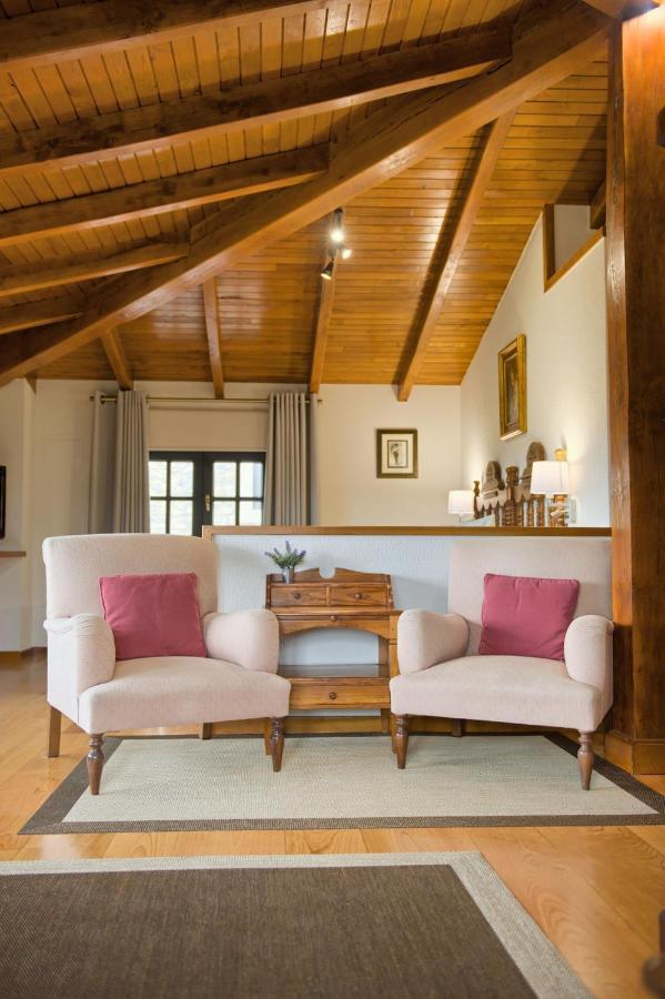 Casas Rurales El Llugaron Miravalles المظهر الخارجي الصورة