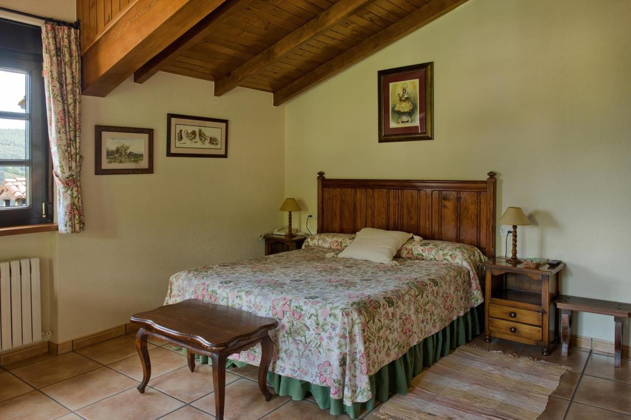 Casas Rurales El Llugaron Miravalles المظهر الخارجي الصورة
