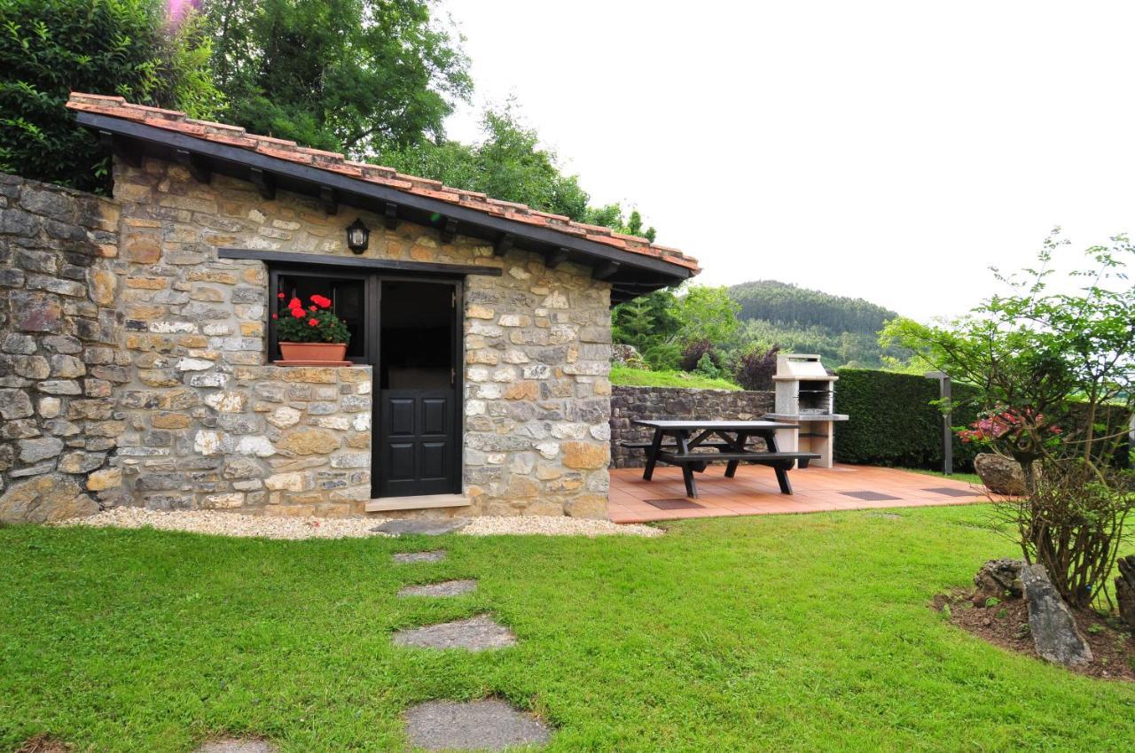 Casas Rurales El Llugaron Miravalles المظهر الخارجي الصورة