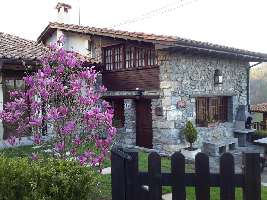 Casas Rurales El Llugaron Miravalles المظهر الخارجي الصورة
